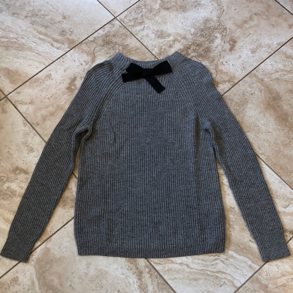✨EUC J CREW Bow Sweater size XS